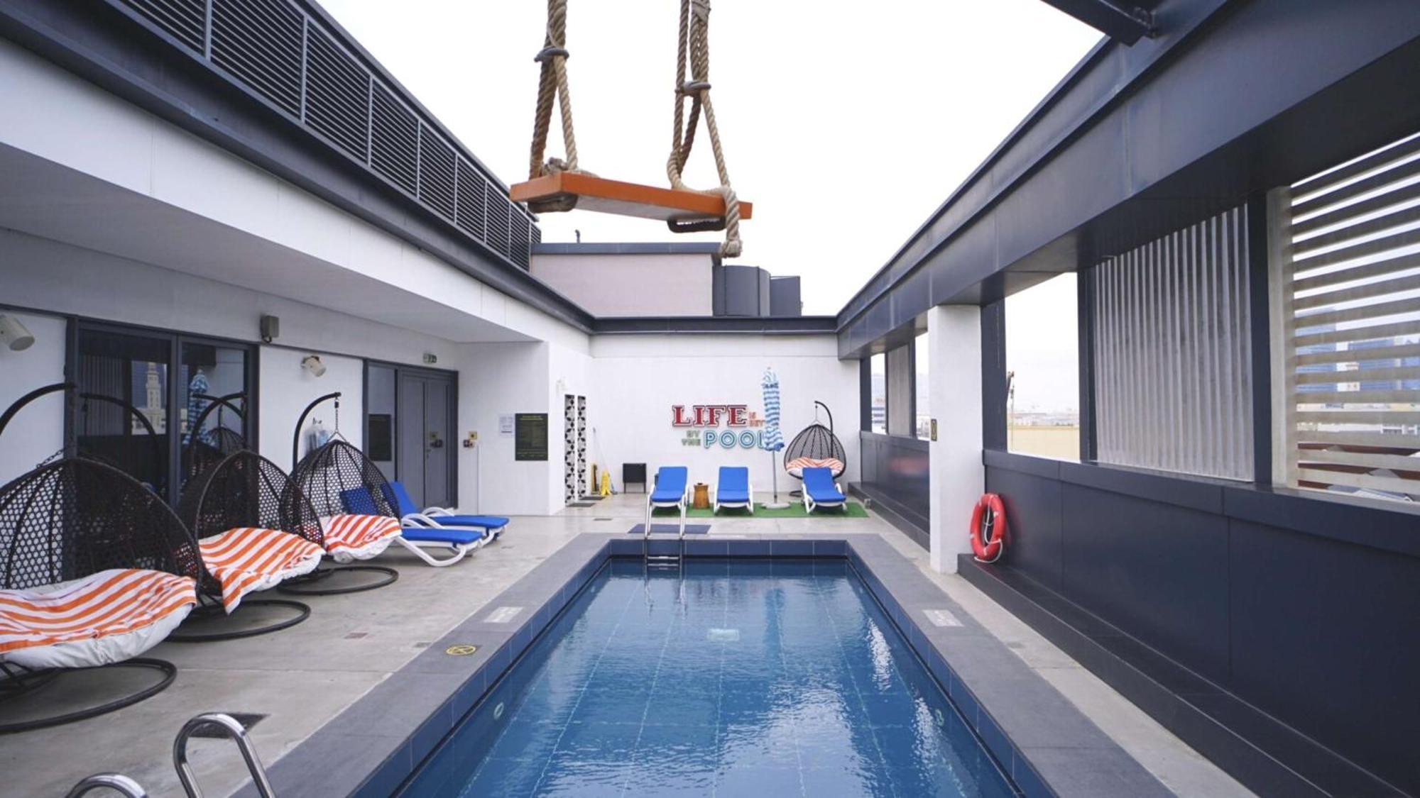 Hampton By Hilton Dubai Al Seef Exterior photo
